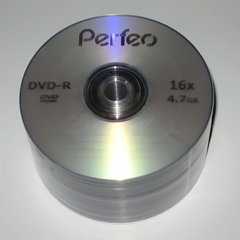 Диски Perfeo DVD+R 4,7 GB 16x, Bulk/50, сріблястий (CMC Magnetics)